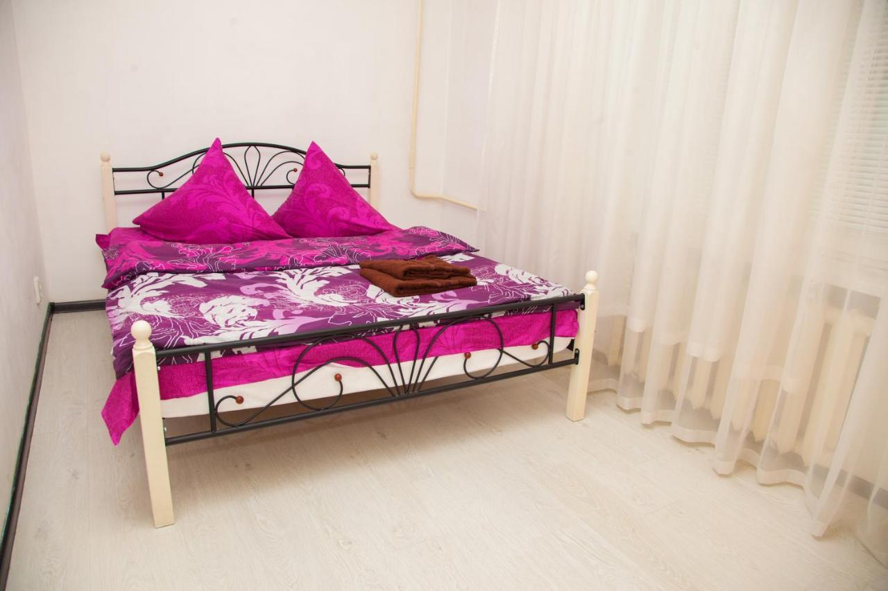 2Rooms Semi-Luxury Apartment On Pochtovaya 167-A Street Zaporizhia ภายนอก รูปภาพ